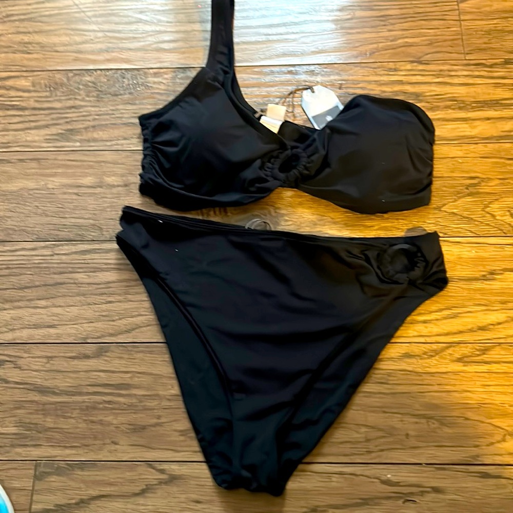 Black never worn Everday Sunday bikini.